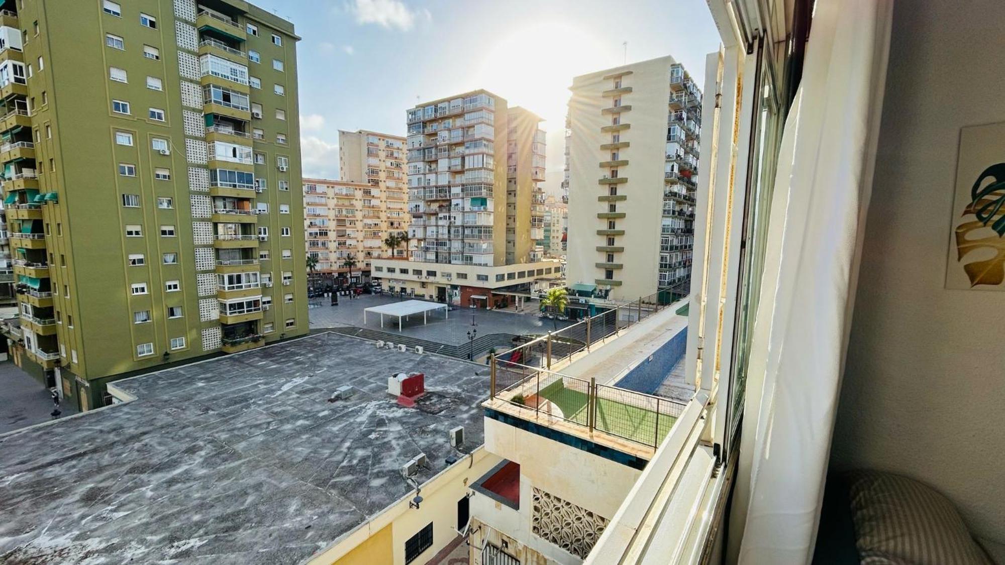 Estudio Amplio En El Corazon De Torremolinos Exterior photo